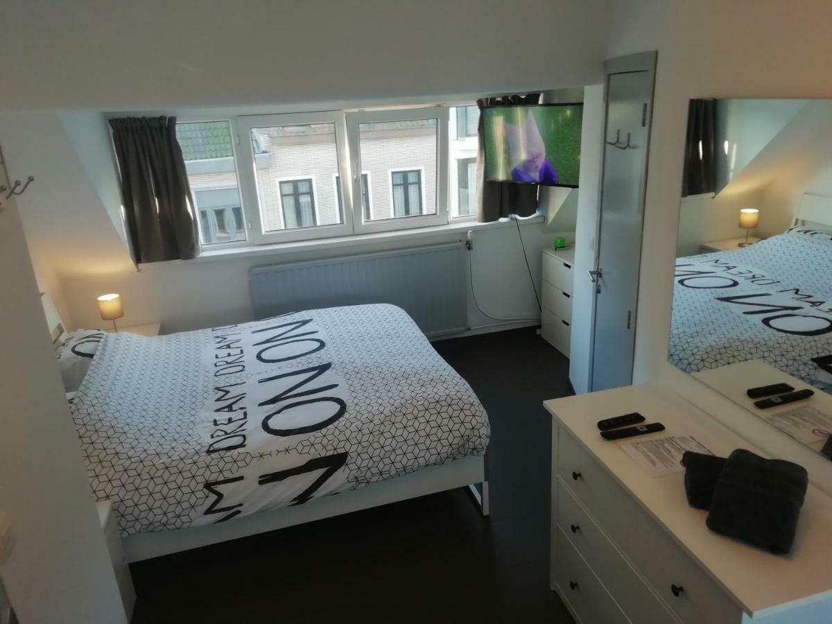 Seagull'S Nest Apartment Остенде Екстериор снимка